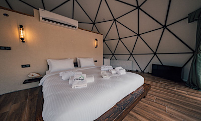Deluxe Dome House